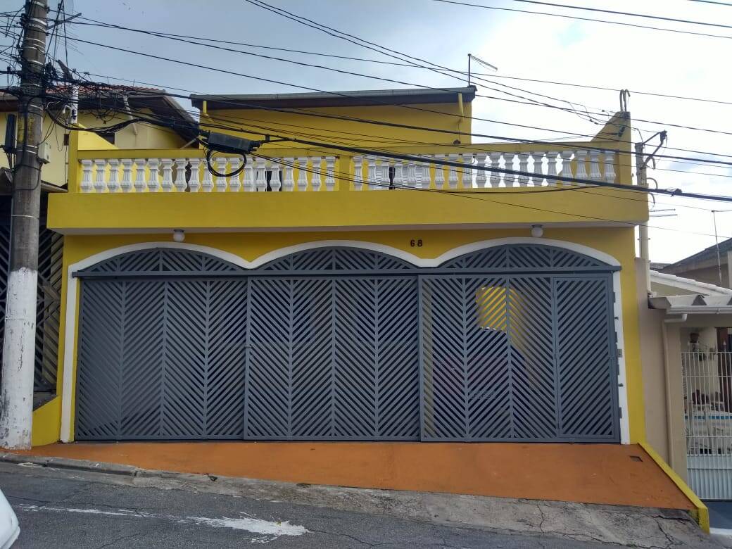 Sobrado à venda com 3 quartos, 130m² - Foto 1