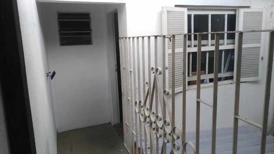 Sobrado à venda e aluguel com 3 quartos, 70m² - Foto 7