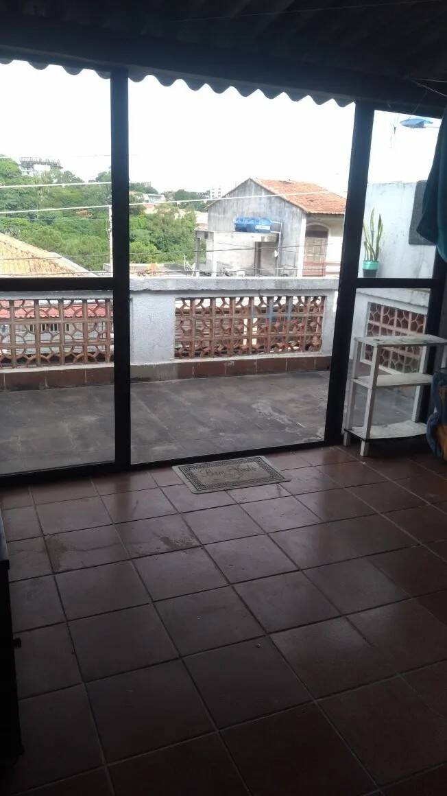 Sobrado à venda e aluguel com 3 quartos, 70m² - Foto 1