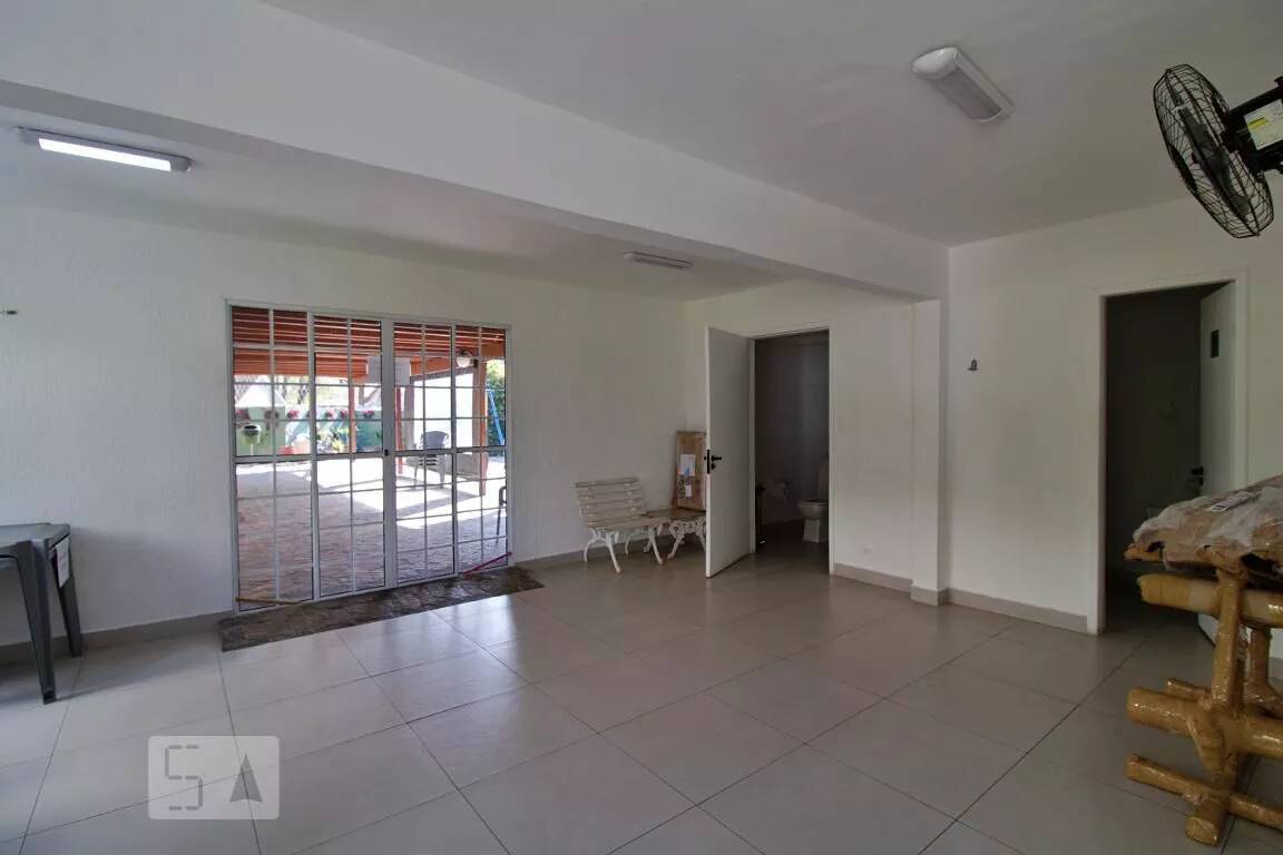 Apartamento para alugar com 2 quartos, 72m² - Foto 95