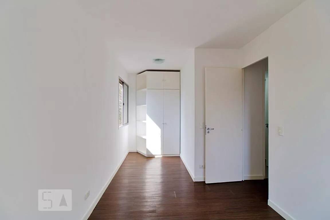 Apartamento para alugar com 2 quartos, 72m² - Foto 44