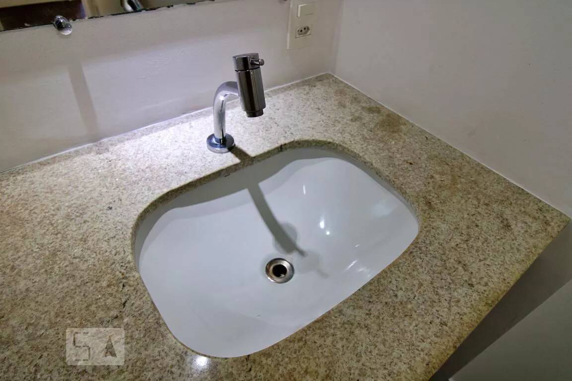 Apartamento para alugar com 2 quartos, 72m² - Foto 110