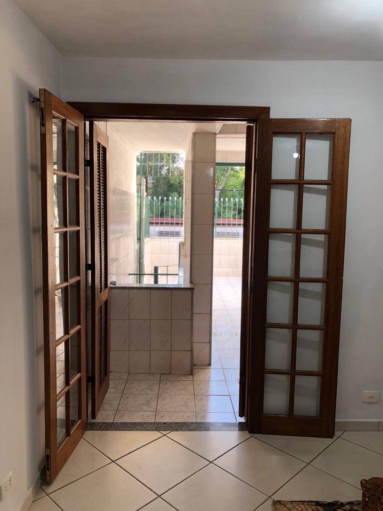 Sobrado à venda com 2 quartos, 125m² - Foto 4