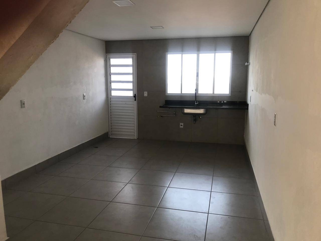 Sobrado à venda com 2 quartos, 135m² - Foto 10