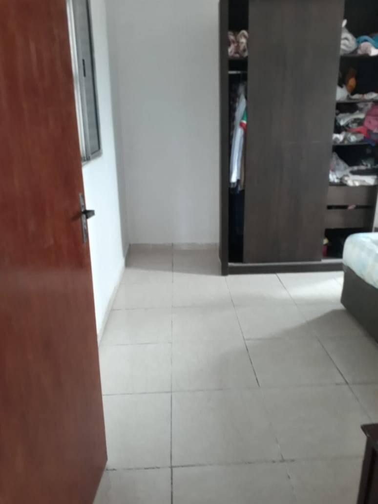 Casa à venda com 2 quartos, 425m² - Foto 4