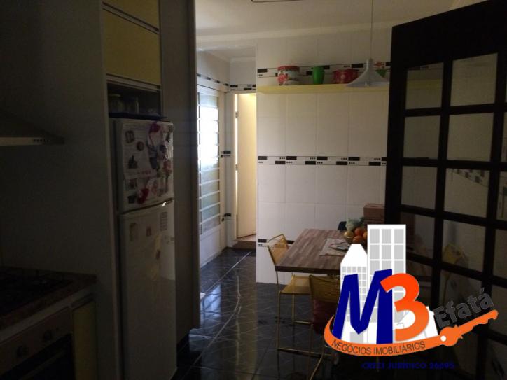 Sobrado para alugar com 3 quartos, 240m² - Foto 35