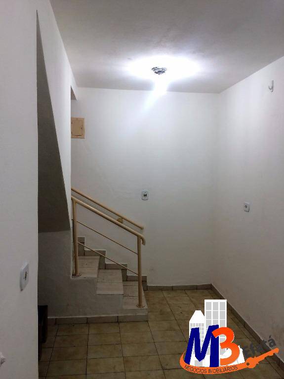 Sobrado à venda com 3 quartos, 110m² - Foto 11