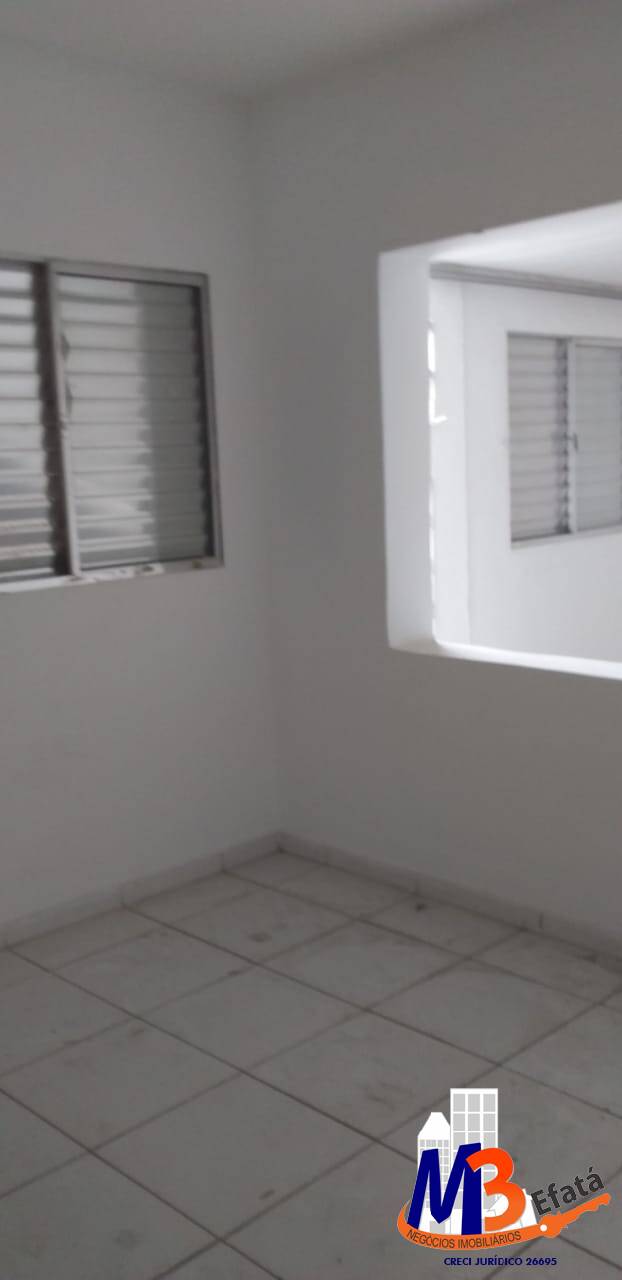 Casa para alugar com 2 quartos, 130m² - Foto 4