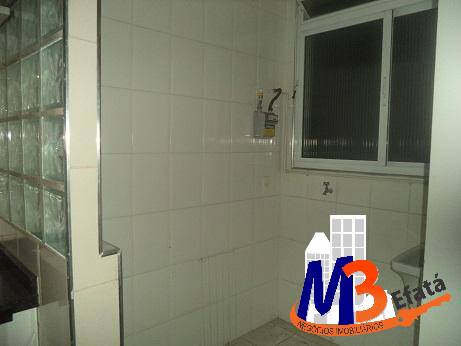 Apartamento à venda com 2 quartos, 58m² - Foto 4