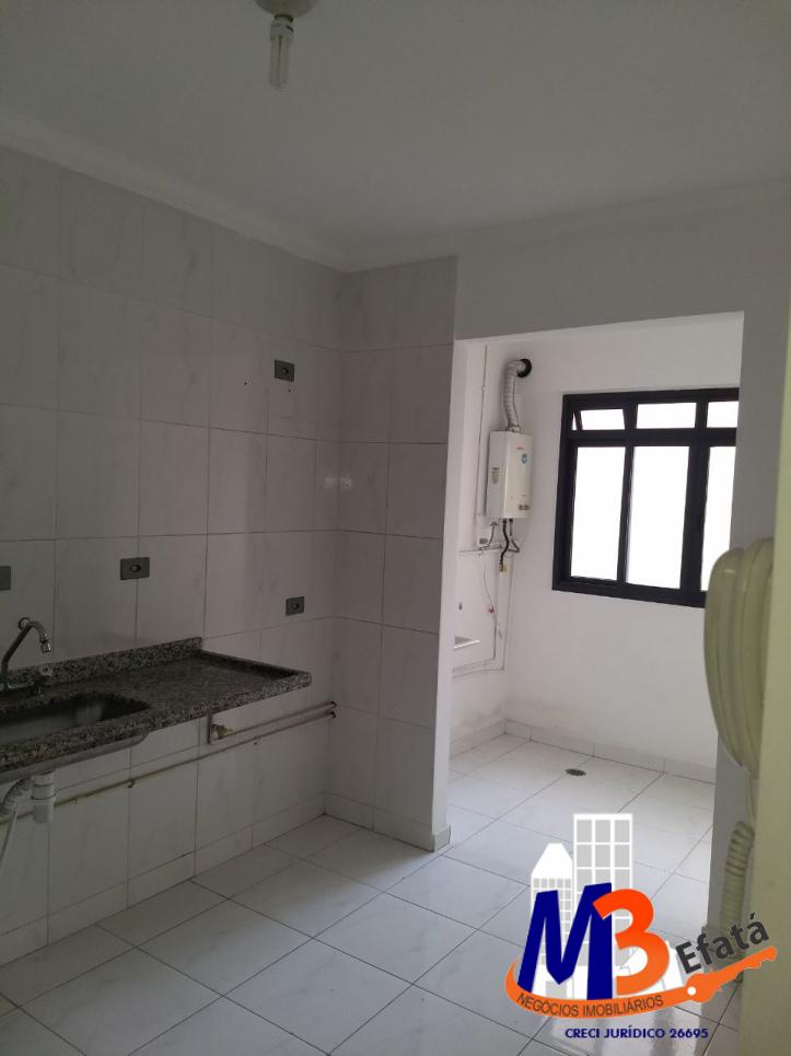 Apartamento para alugar com 2 quartos, 65m² - Foto 11