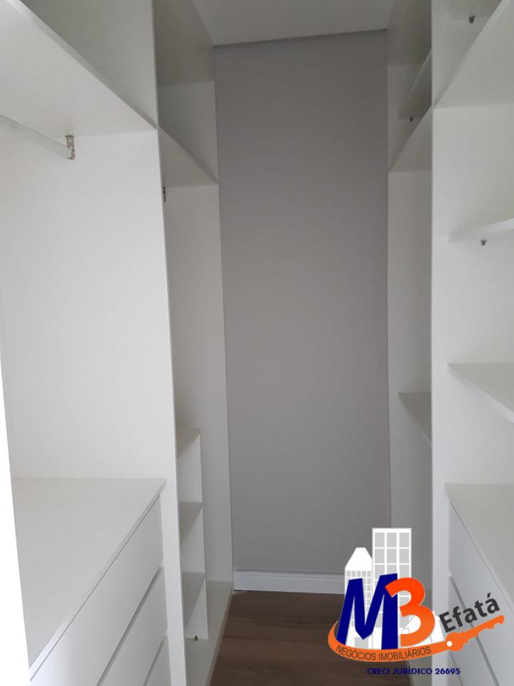 Sobrado à venda com 4 quartos, 204m² - Foto 2