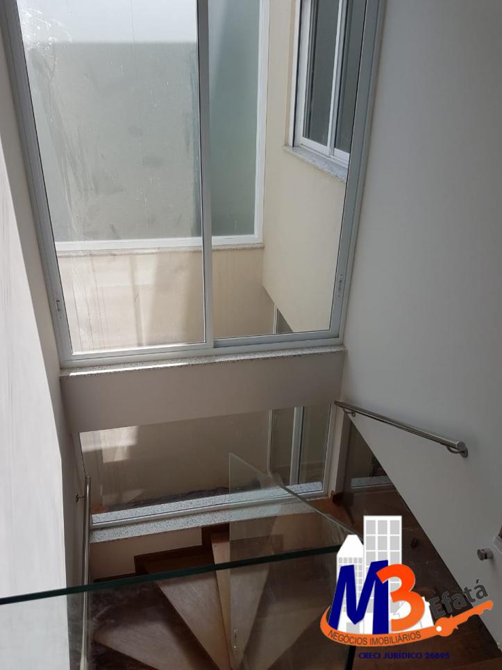 Sobrado à venda com 4 quartos, 204m² - Foto 25