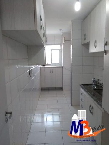 Apartamento à venda com 3 quartos, 65m² - Foto 13