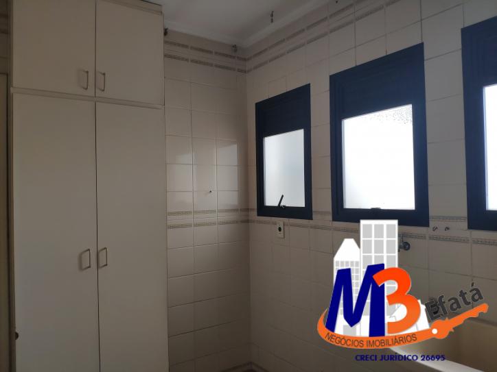 Apartamento à venda com 3 quartos, 147m² - Foto 19