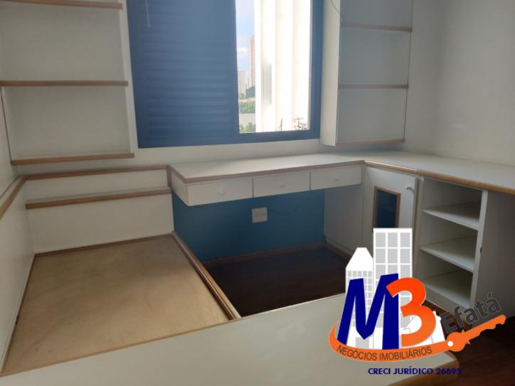 Apartamento à venda com 3 quartos, 147m² - Foto 35