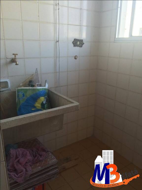 Apartamento para alugar com 2 quartos, 55m² - Foto 15