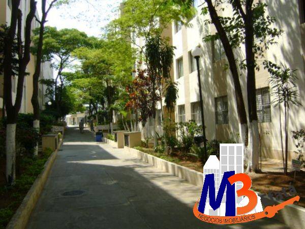 Apartamento para alugar com 2 quartos, 55m² - Foto 22