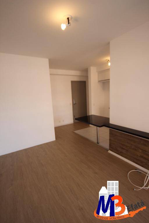 Apartamento para alugar com 1 quarto, 57m² - Foto 3