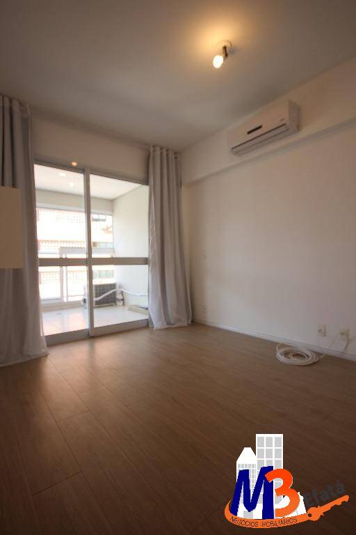 Apartamento para alugar com 1 quarto, 57m² - Foto 7