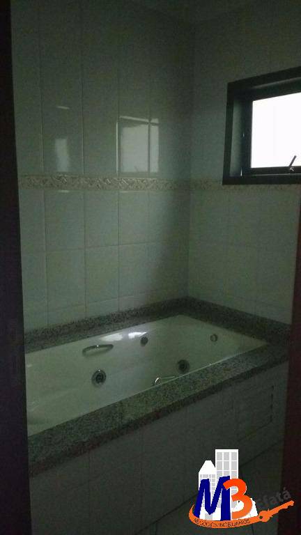 Sobrado à venda com 5 quartos, 391m² - Foto 9