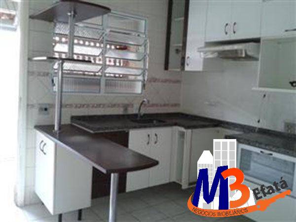 Sobrado à venda com 2 quartos, 60m² - Foto 2