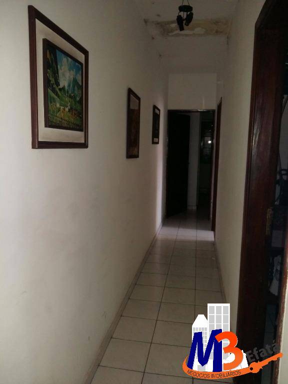 Casa à venda com 3 quartos, 150m² - Foto 2