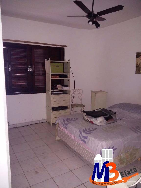 Casa à venda com 3 quartos, 150m² - Foto 4