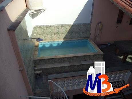 Sobrado à venda com 4 quartos, 300m² - Foto 2