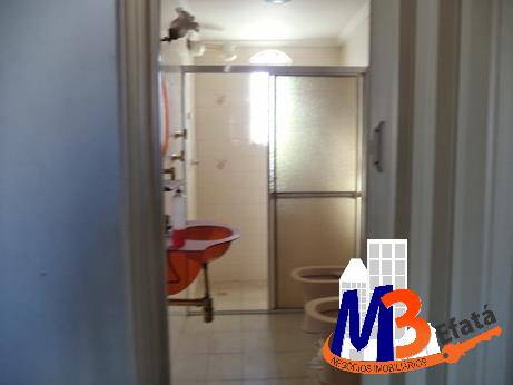 Sobrado à venda com 4 quartos, 300m² - Foto 8