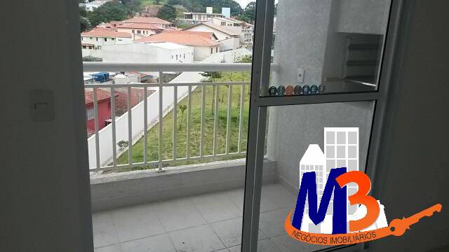 Apartamento à venda com 2 quartos, 60m² - Foto 3